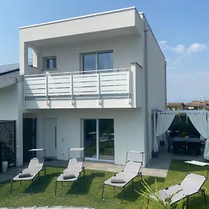 https://villa-carlotta-salionze.hotelinveneto.com